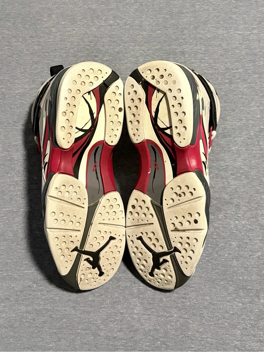 Jordan 8 Retro ‘Bugs Bunny’ (305381-103) Released 2013.